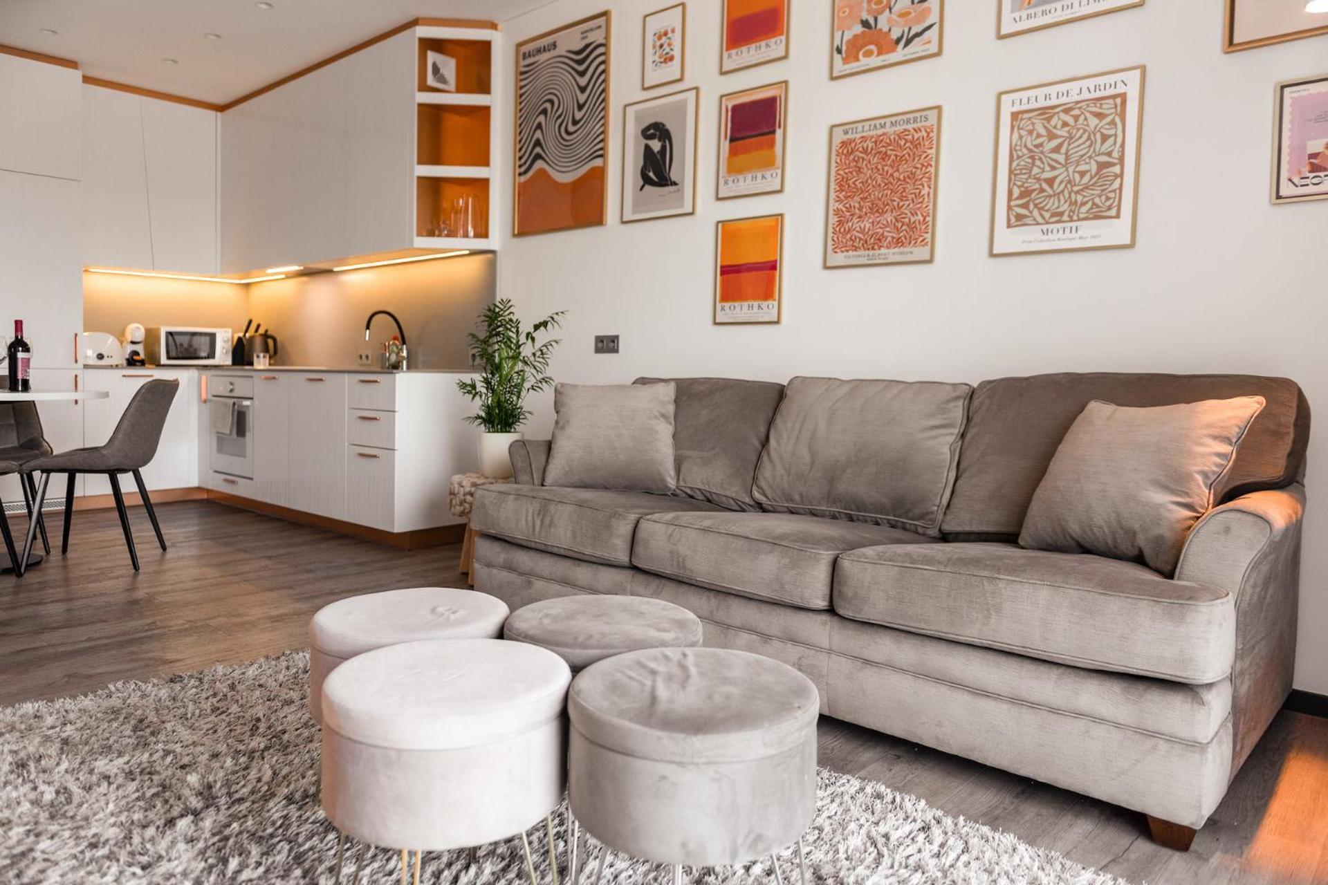 Bright Kaunas Apartment With Castle View Exterior photo