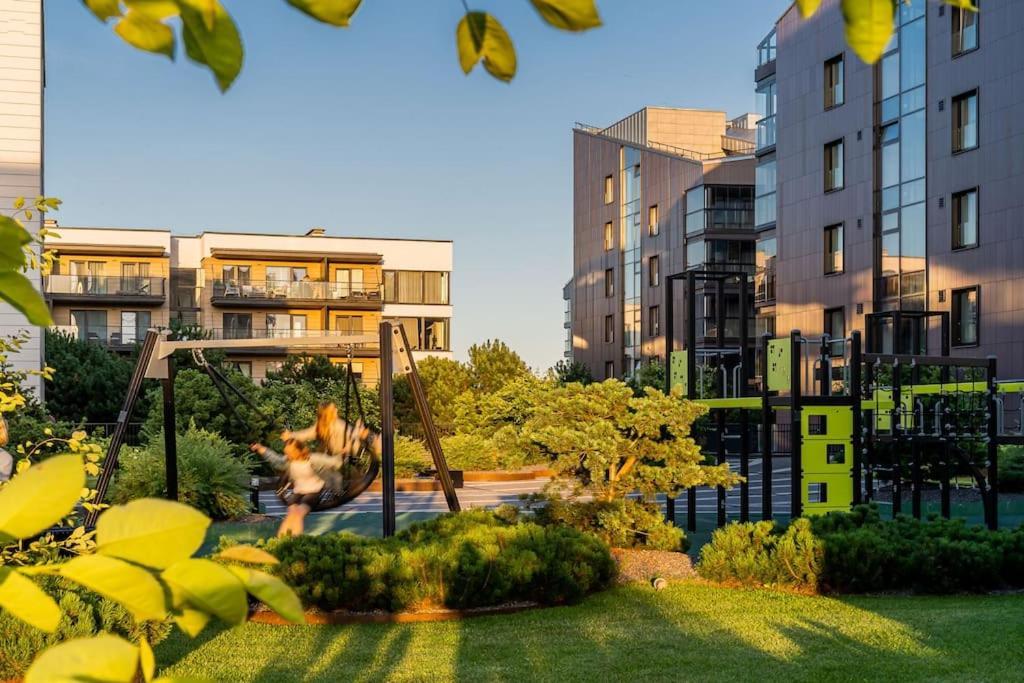 Bright Kaunas Apartment With Castle View Exterior photo